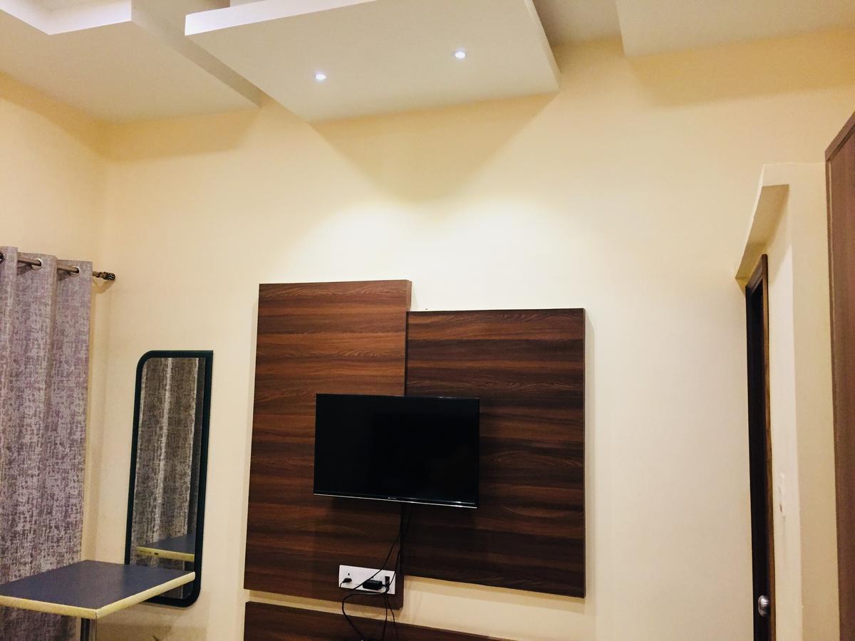 Vinayak Heritage Hotel